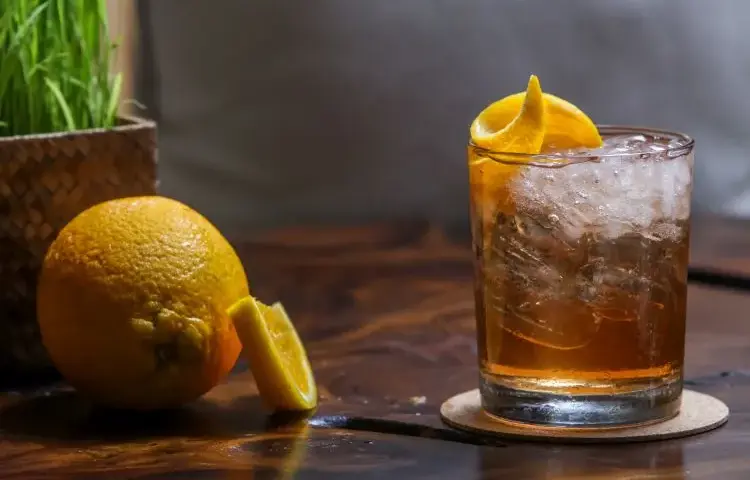 Najlepsze drinki z Ballantine's Brasil, które zaskoczą Twoje kubki smakowe