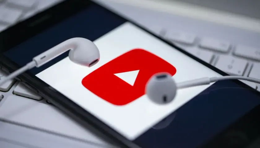 Jak pobrać muzykę z YouTube na pendrive? Legalnie i bezpiecznie!