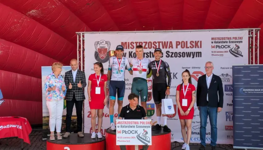 Filip Maciejuk kolarz: jego niesamowite osiągnięcia i zmiany drużynowe