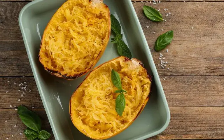 Zdrowe spaghetti z dyni makaronowej - prosty przepis na smaczne danie