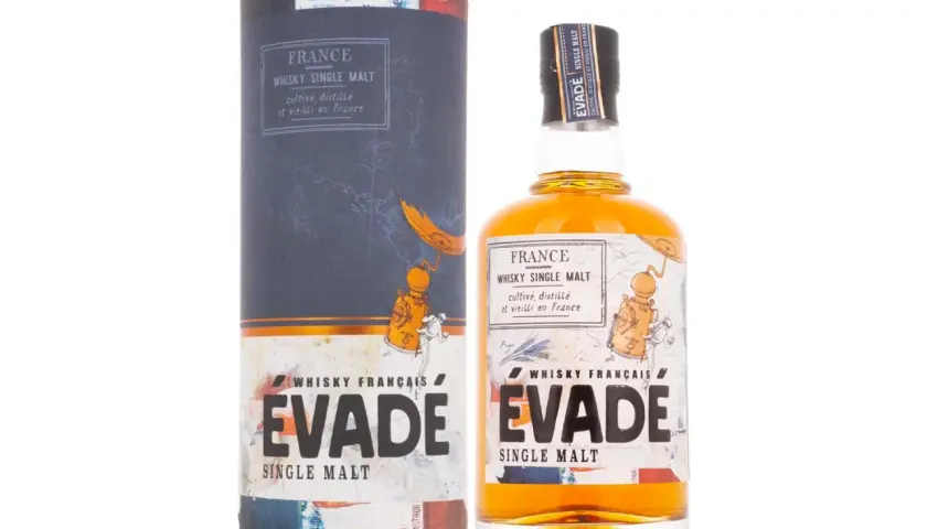 Bouteille et étui de whisky français ÉVADE, le meilleur whisky français, single malt cultivé, distillé et vieilli en France.
