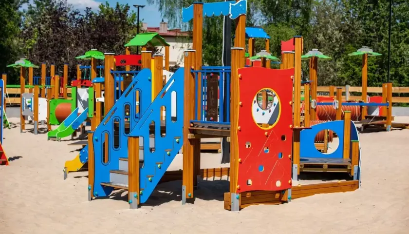 Czy place zabaw są otwarte? Sprawdź, gdzie możesz bawić się bezpiecznie
