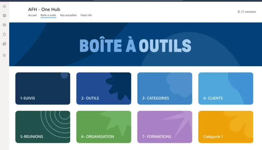 Page d'accueil "AFH - One Hub" avec une section "Boîte à outils" et des catégories comme "Suivis", "Outils", "Clients", "Réunions", "Organisation", "Formations".