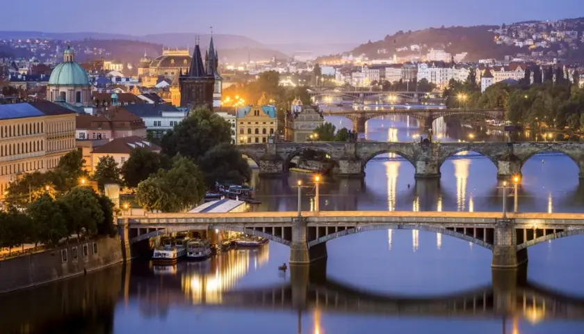 Czy w Czechach jest bezpiecznie? Zaskakujące fakty o bezpieczeństwie turystów