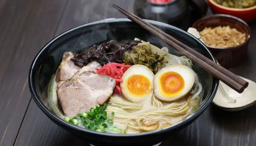 Gdzie kupić makaron ramen? Poznaj najlepsze miejsca i oferty