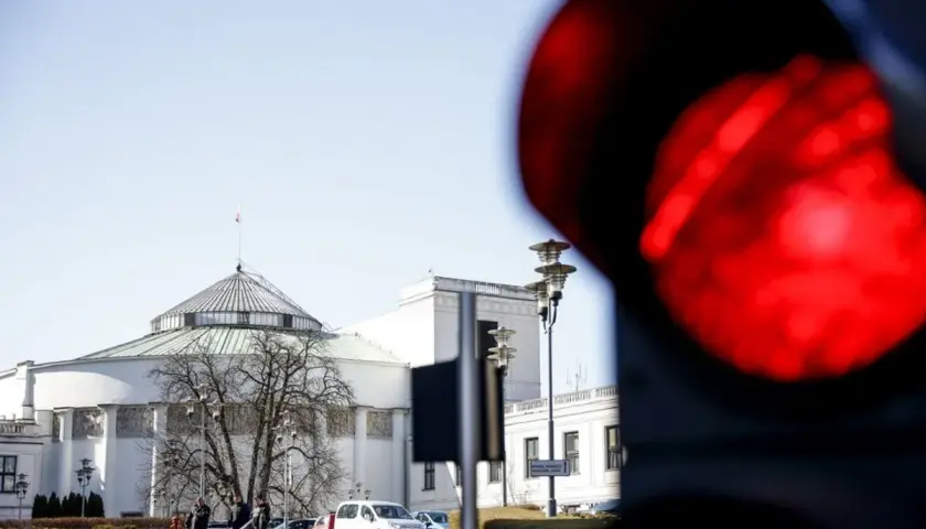 Jak zostać posłem na sejm - kluczowe wymagania i proces kandydowania