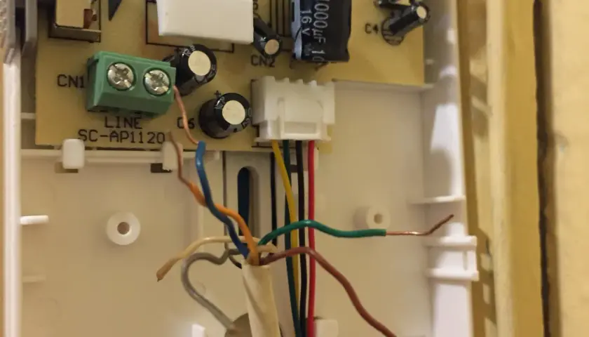 Jak podłączyć domofon 2-żyłowy: 7 kroków do udanej instalacji