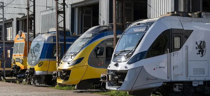 Gdzie odjeżdżają pociągi SKM w Gdańsku? Sprawdź stacje i trasy
