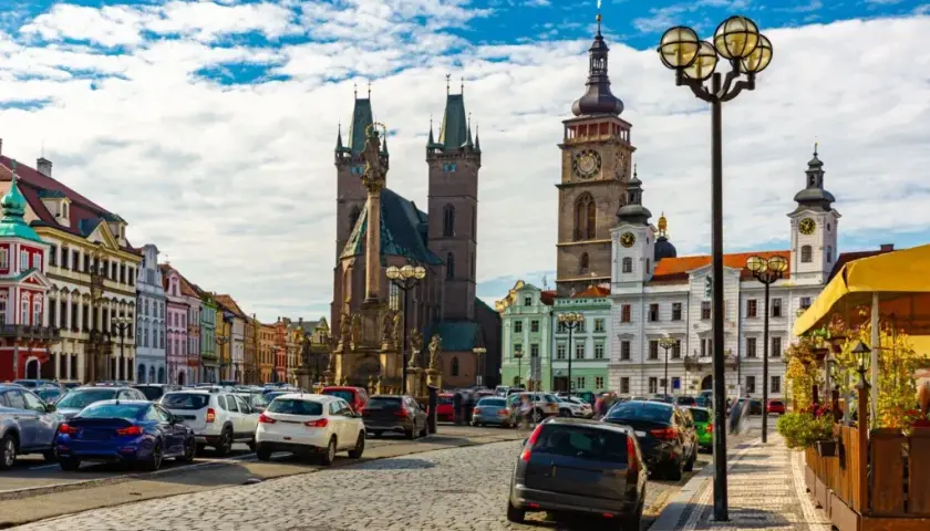 Najlepsze atrakcje w Hradec Kralove, które musisz zobaczyć