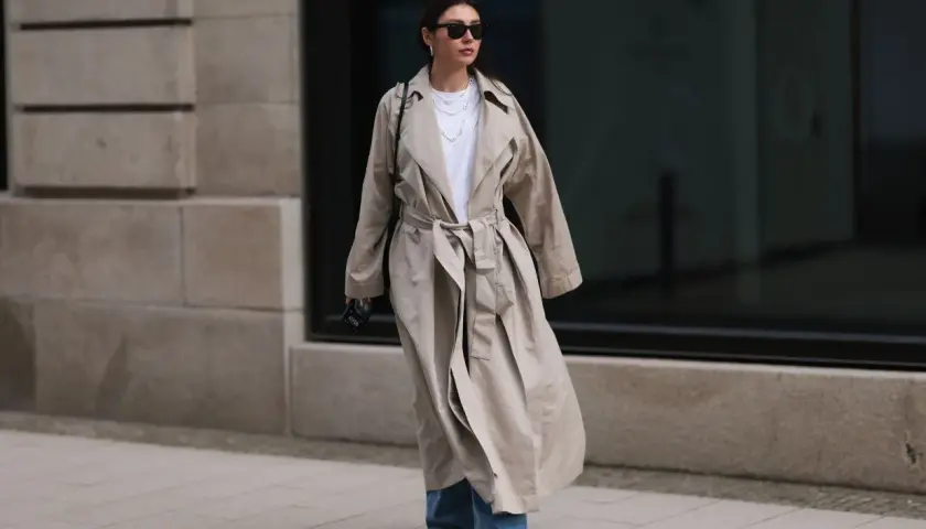 Modne płaszcze na wiosnę - trendy, kolory i stylizacje, które zaskoczą