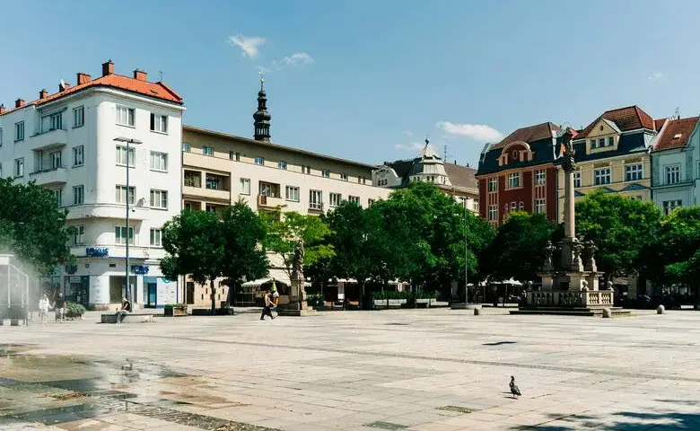 Ostrawa atrakcje w okolicy: odkryj ukryte skarby i piękne miejsca