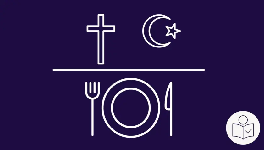 Kreuz und Halbmond über Gedeck. Wann ist christliches Fasten? Ein Symbol für Lernen und Wissen.