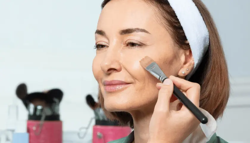 Mary Kay podkład rozświetlający: Opinie, skład, odcienie. Kup świadomie!