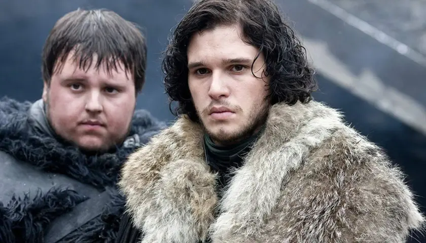 Jon Snow et Samwell Tarly, distribution de Game of Thrones saison 1, se préparent pour le froid du Nord.