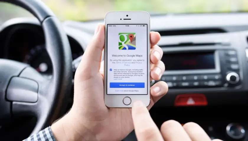 Jak podłączyć iPhone do samochodu – proste kroki bez problemów z CarPlay i Bluetooth