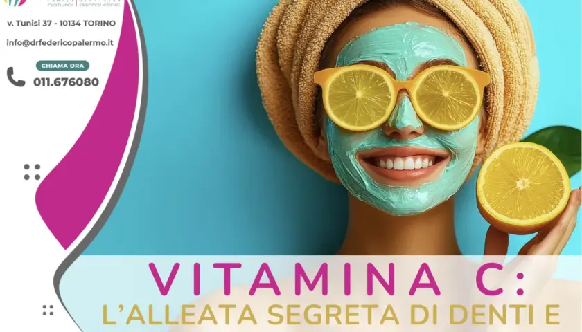 Donna con maschera viso e occhiali di limone, sorride. Vitamina C: l'alleata segreta per vitamine per rinforzare i denti e gengive sane.