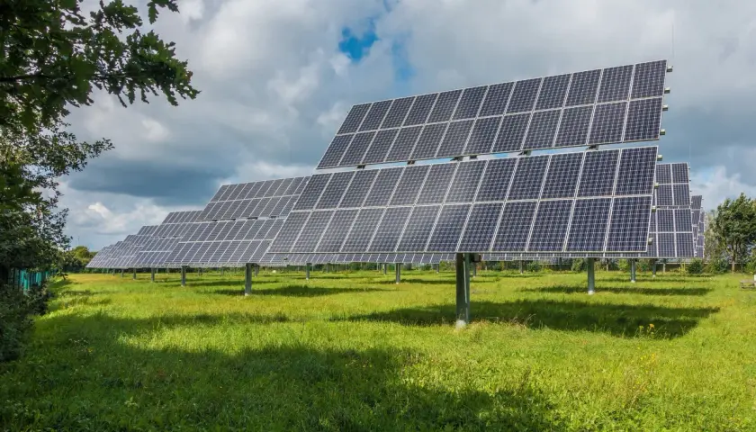 Fotowoltaika z magazynem energii: Czy to klucz do niezależności?