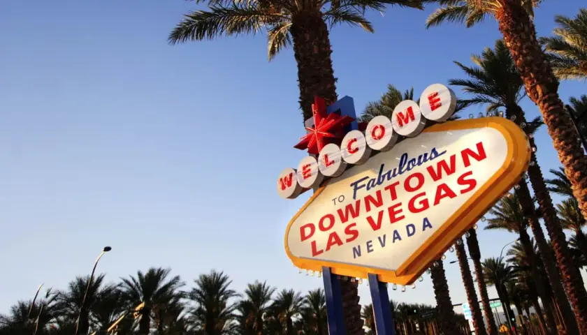 Gdzie leży Las Vegas? Odkryj lokalizację w sercu Nevady