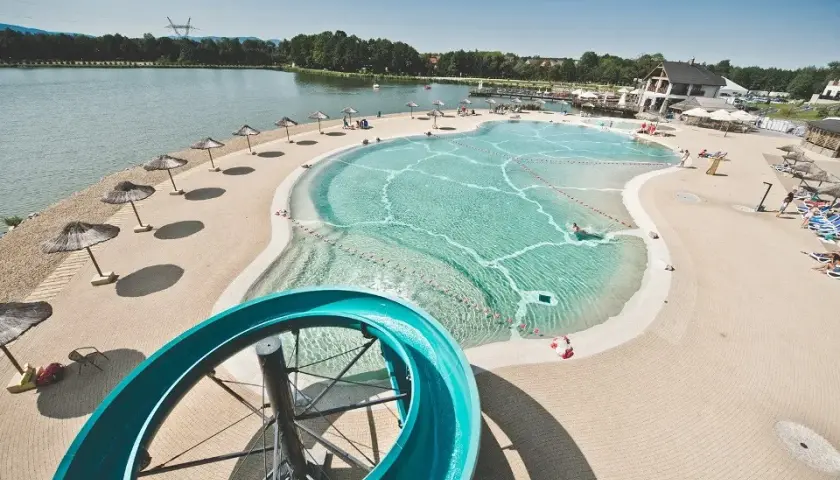 Jezioro Mucharskie: Atrakcje, plaże, okolice Plan na idealny weekend