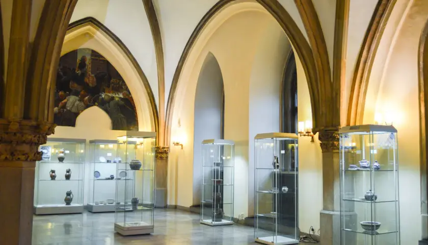 Muzeum Sztuki Mieszczańskiej: Ciekawe wystawy i godziny otwarcia
