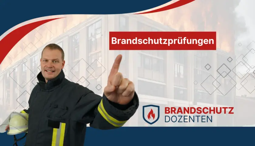Brandschutzprüfungen nach DIN EN ISO 11925-2: Ein Feuerwehrmann mit Helm und in Schutzkleidung zeigt auf ein brennendes Gebäude.