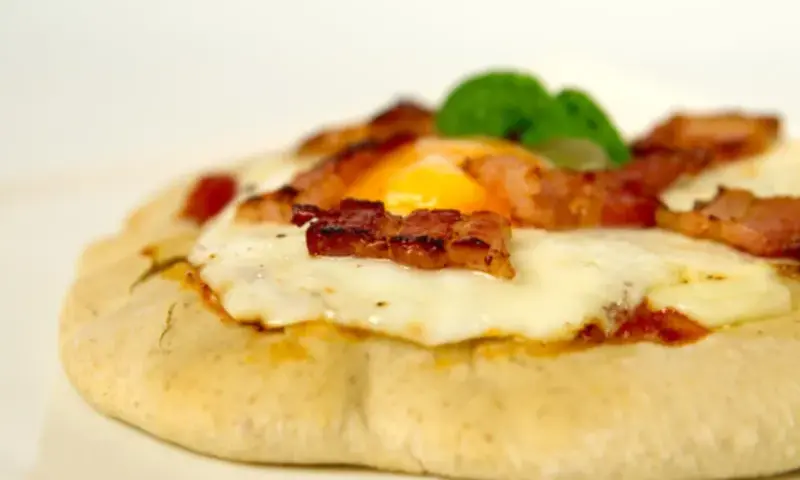 Pizza najpierw ser czy dodatki - uniknij błędów w przygotowaniu