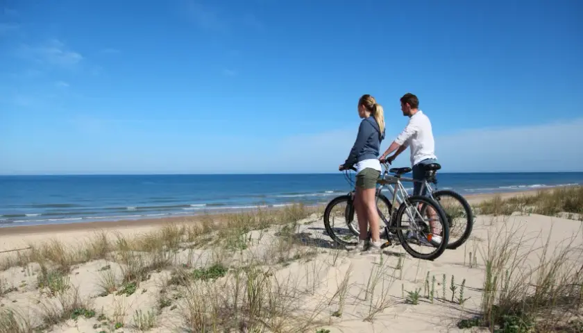 Trasy rowerowe Pobierowo: Odkryj Wybrzeże Rewalskie na dwóch kółkach