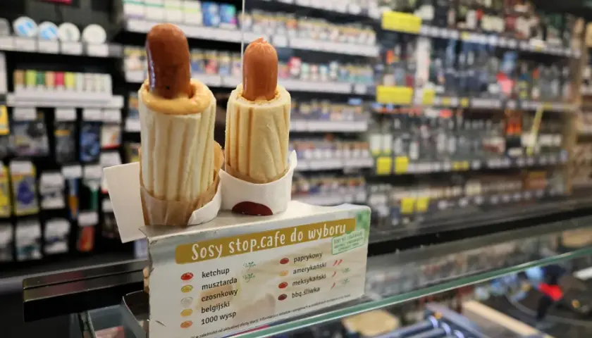 Gdzie kupić parówki z Orlenu? Sprawdzone miejsca zakupu