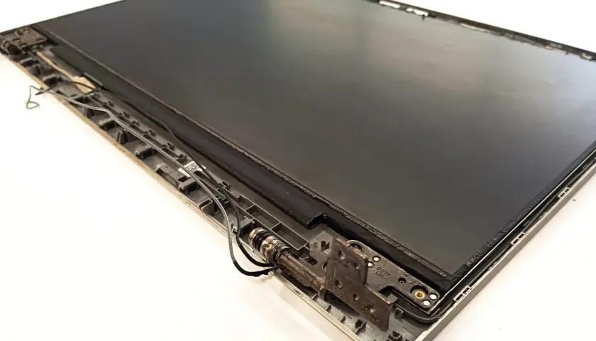Inwerter matrycy – jak działa i jak go wymienić w laptopie?