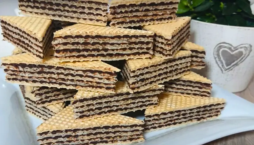 Domowe wafelki z czekoladą? Pokusa nie do odparcia dla łasuchów