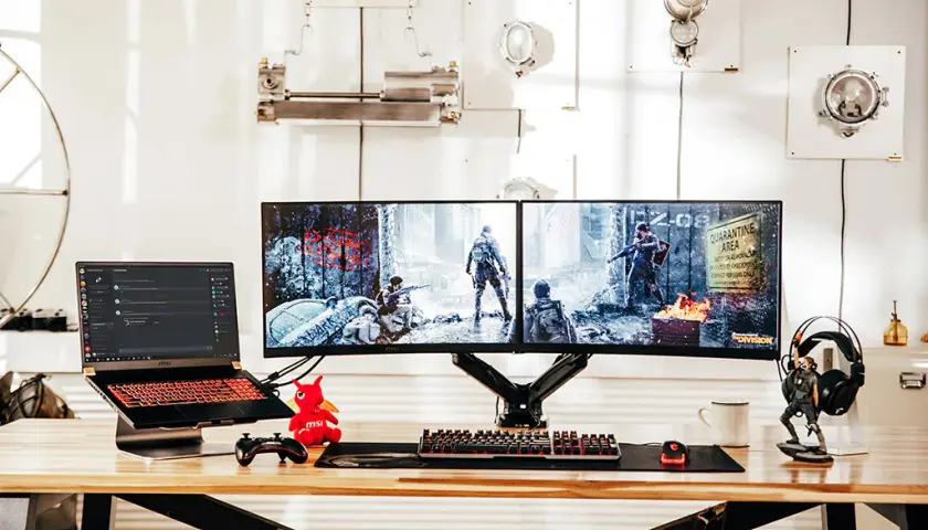 2 monitory: Jak podłączyć i skonfigurować dla max. produktywności