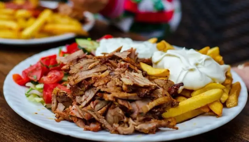 Jakie mięso na kebab? Wybierz idealne na domowy przysmak