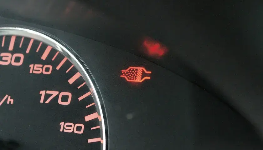 Jak jeździć dieslem, żeby nie zapchać dpf i uniknąć kosztownych napraw