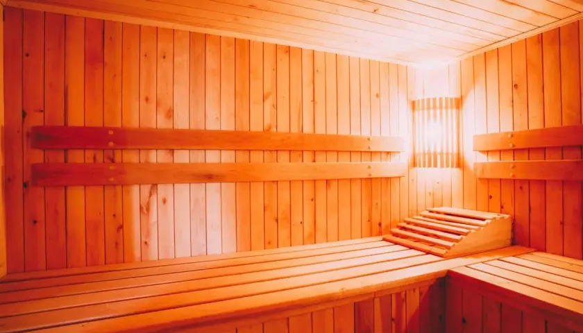 Co daje sauna po treningu? Odkryj niespodziewane korzyści dla mięśni