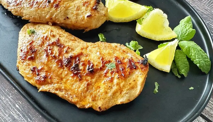 Soczysta pierś z kurczaka na grillu – najlepsze przepisy i triki