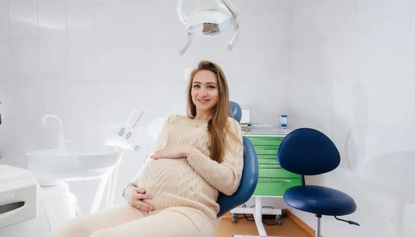 Czy dentysta w ciąży jest za darmo? Sprawdź, co przysługuje przyszłym mamom
