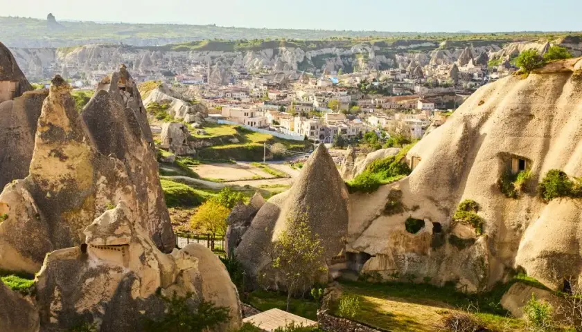 Antalya co zwiedzić? Odkryj historię, naturę i ukryte skarby!