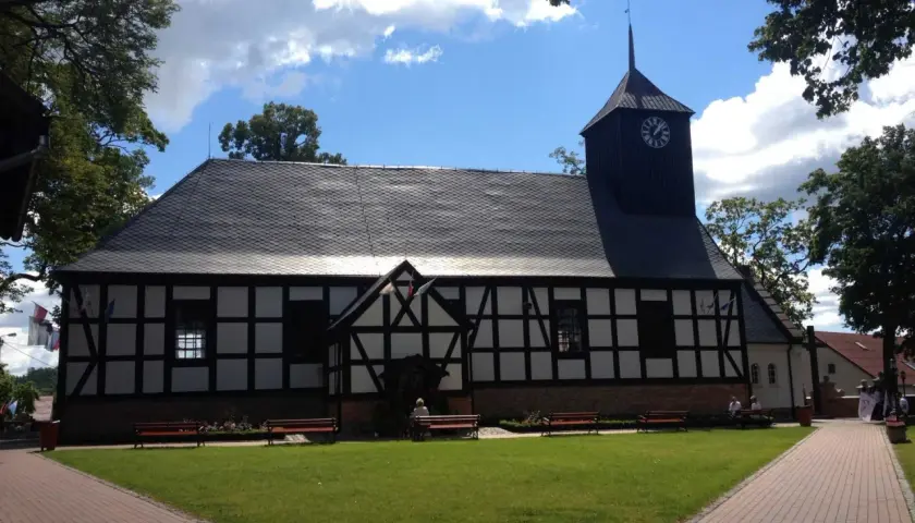 Sanktuarium Sianowo: historia, pielgrzymki i tajemnice miejsca