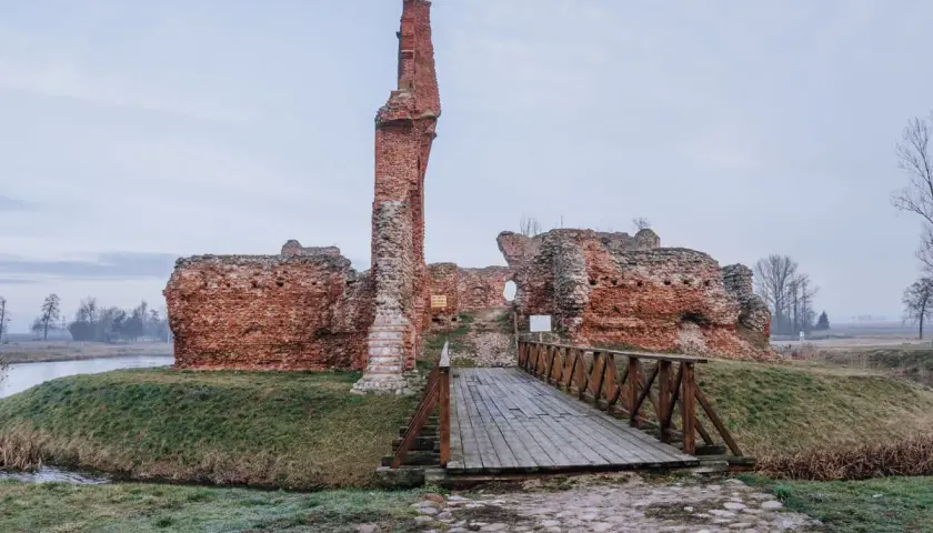 Atrakcje turystyczne łódzkie – odkryj nieznane skarby regionu