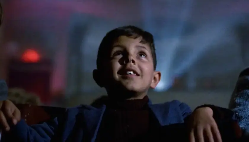 Nuovo Cinema Paradiso nelle recensioni tra nostalgia e mito