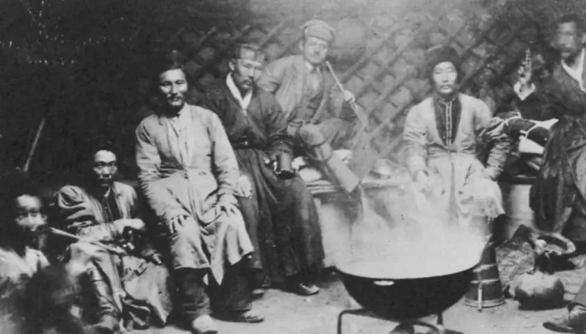 Kałmucy w Polsce: Zapomniana historia azjatyckich osadników