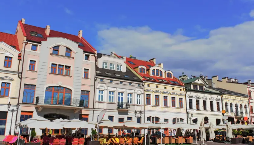 Gdzie zjeść w Rzeszowie? Najlepsze miejsca, które musisz odwiedzić