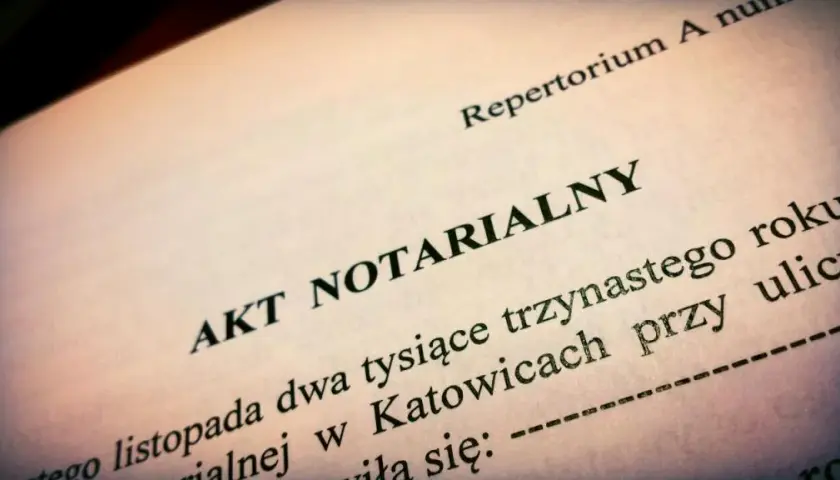 Wyposażenie mieszkania w akcie notarialnym? Nie popełnij tego błędu!