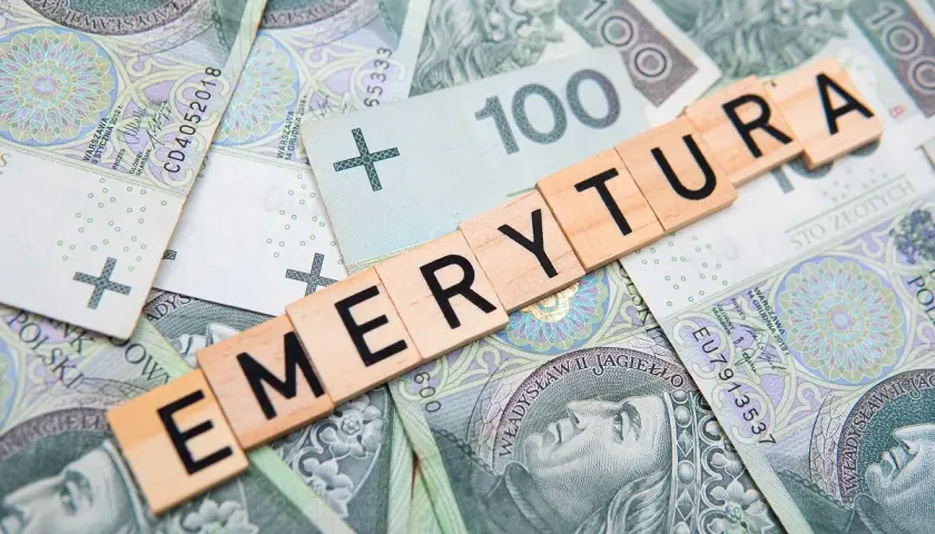Emerytura: Ile lat stażu pracy musisz mieć? Sprawdź!