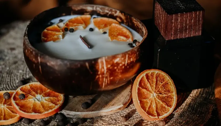 Najlepsze świeczki o zapachu mandarynki – wybierz idealny aromat