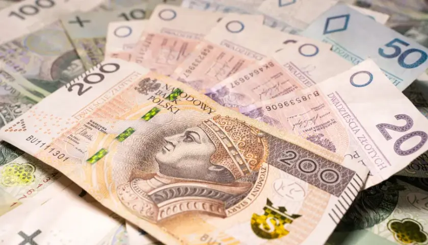 Dodatek 1000 zł brutto DPS 2025: Kiedy i kto otrzyma? Zasady.
