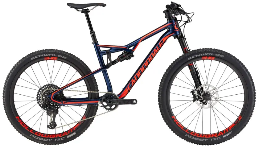 2017 Cannondale Habit mountain bike in navy blue with red accents. Ready for any trail adventure.