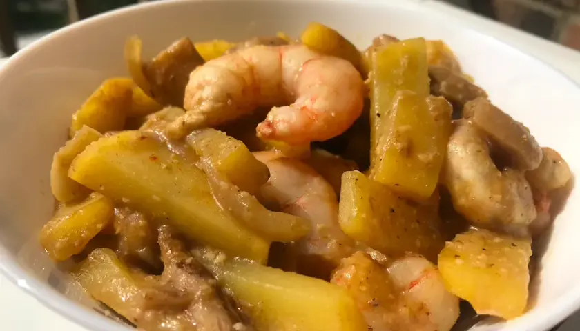 Deliciosas recetas de patatas con gambas que no querrás perderte