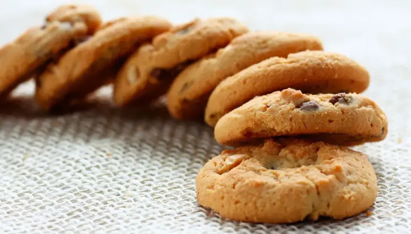 Galletas caseras con chispas de chocolate, perfectas para tu próxima receta de galletas.