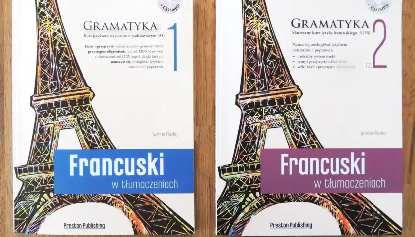 Dwie okładki książek z Wieżą Eiffla i napisem "Francuski w tłumaczeniach".